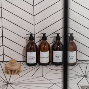 Set of 4 Customisable Luxury Amber Glass Pump Bottles with White Label 500ml